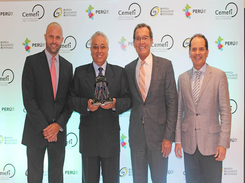 Aceros Arequipa recibe Sello Distintivo ESR 2017-2018 de Responsabilidad Social