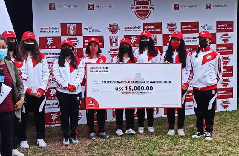 En busca de un sueño:  “Guerreras del Waterpolo “  consiguen patrocinio y competirán en el Mundial