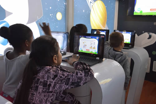 Bus tecnológico para mejorar las estrategias de aprendizaje de los niños