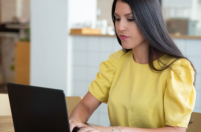 Cómo optimizar la experiencia de las clases virtuales sin saturar las redes de Internet del hogar