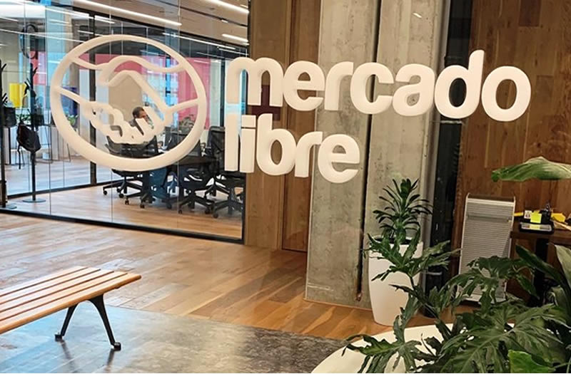 El fuerte crecimiento impulsa récord de Mercado Libre tanto en ingresos como en resultados operativos