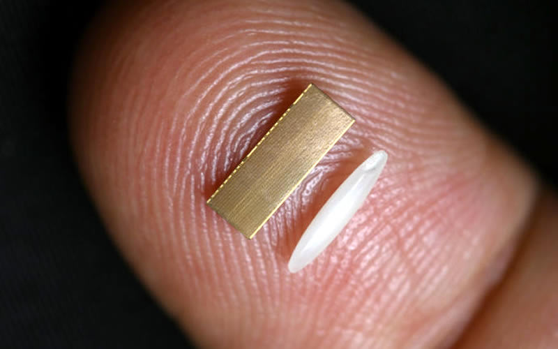 EMIB, los diminutos chips de Intel que “hablan” entre ellos