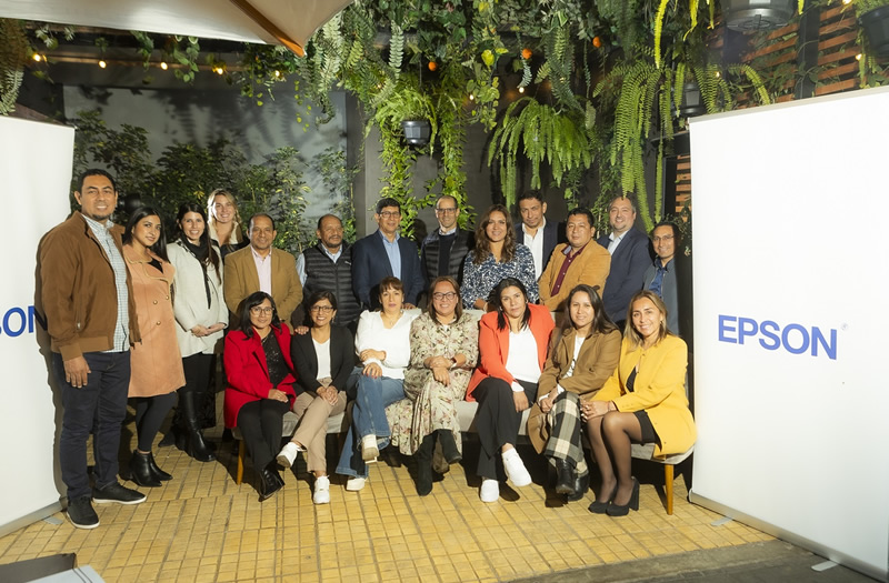 Epson Perú premia a sus principales socios del canal tradicional en la categoría Consumo