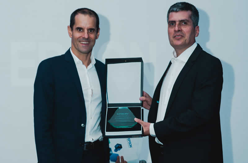 EPSON reconoce el éxito de sus socios de negocios en el 2023