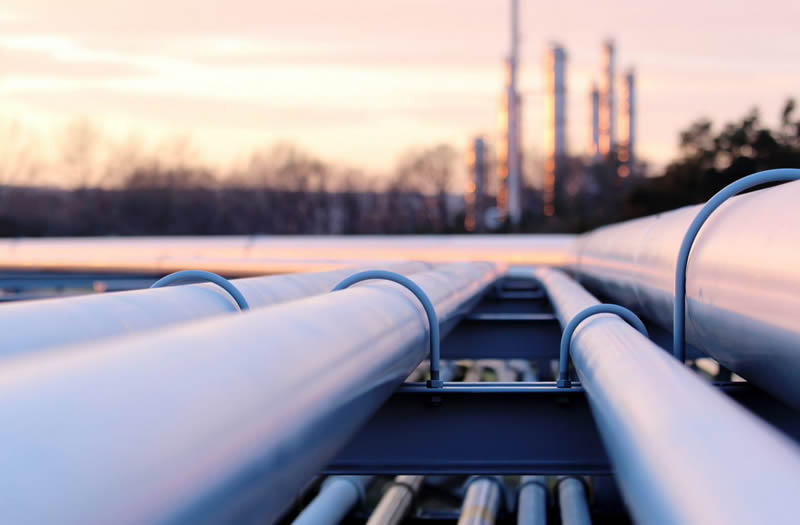“Infraestructuras Críticas: El equipo adecuado en el sector del Petróleo y Gas”