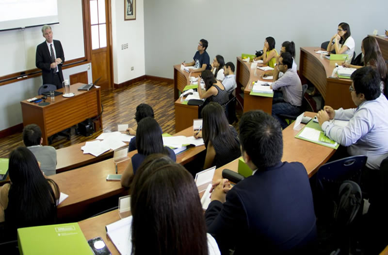 La UDEP organiza Programa de Microeconomía Aplicada para  países de la región