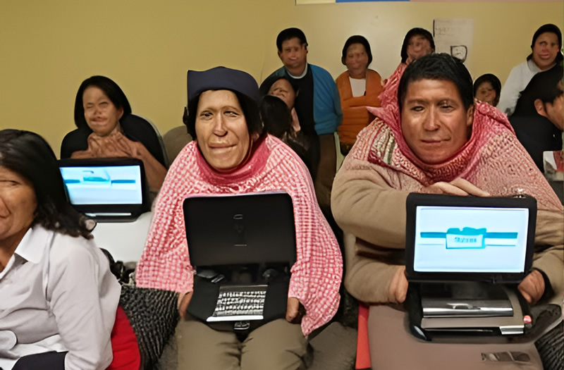 Ley de Velocidad minima de Internet en Perú, profundiza la brecha digital, dicen expertos Internacionales