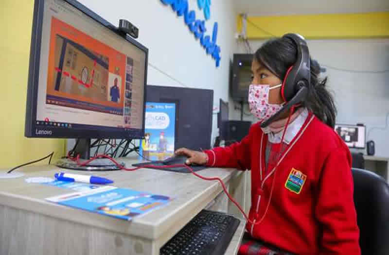 Más de 25 mil ciudadanos de 22 localidades rurales del Cusco desarrollan habilidades digitales en Centros de Acceso Digital