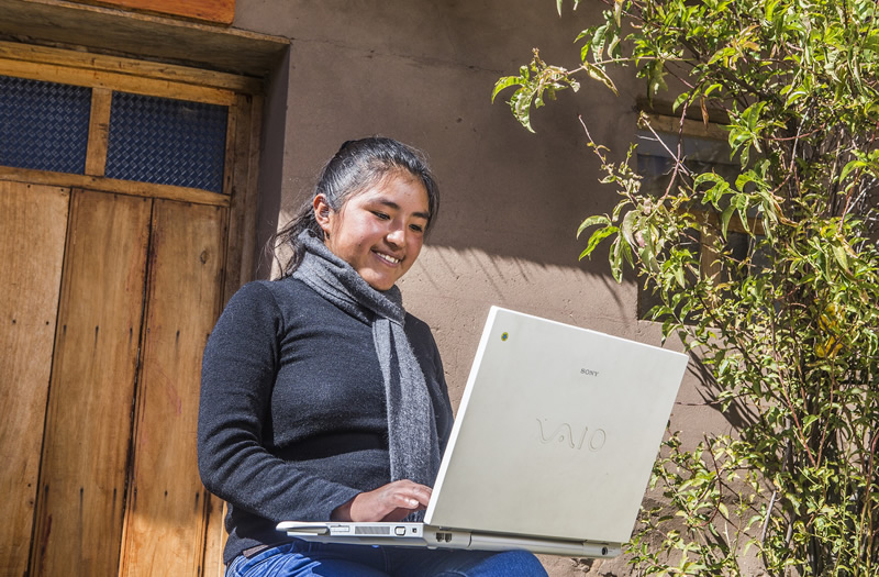 Mujeres Emprendedoras en zonas rurales aprovechan la conectividad en pandemia para sacar adelante sus proyectos