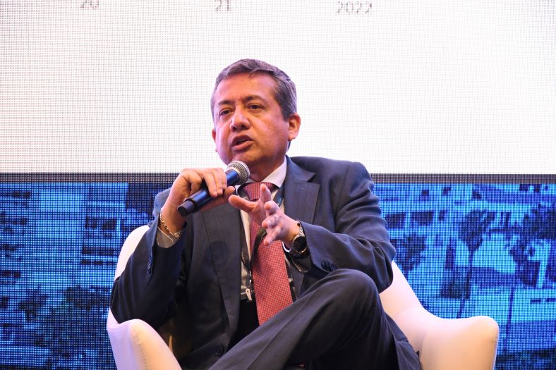 OSIPTEL: “Falta de competencia, tres empresas concentran el 95% del mercado de telefonía móvil”