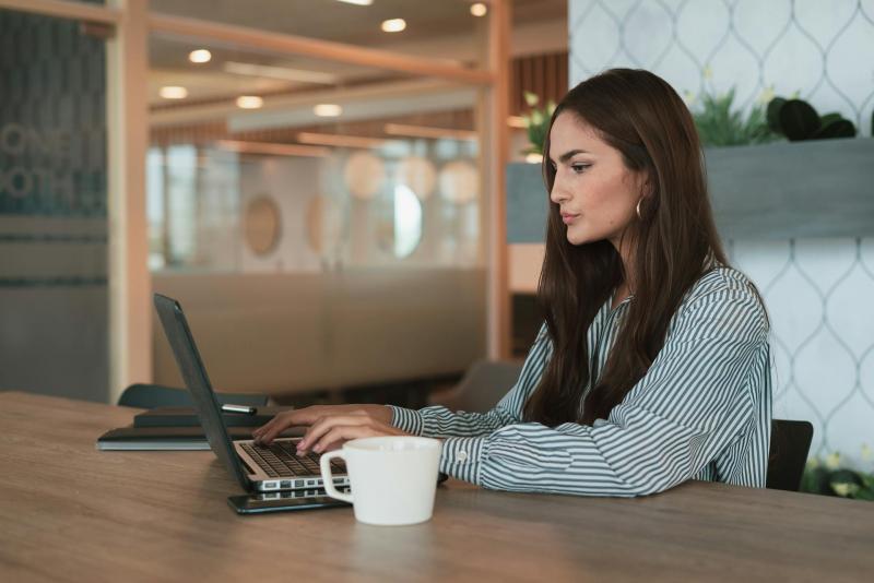 Project Management Institute: mujeres peruanas prefieren laborar desde casa