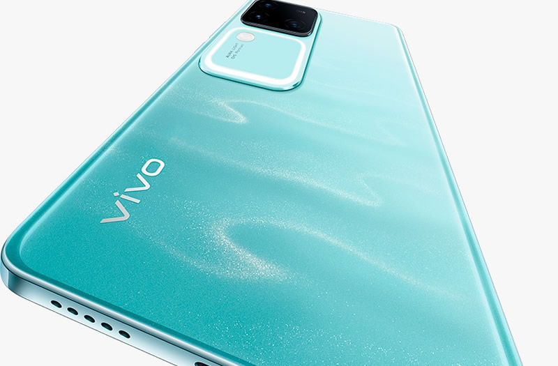 V30 de vivo llegó con potente batería y es uno de los más delgados del mercado